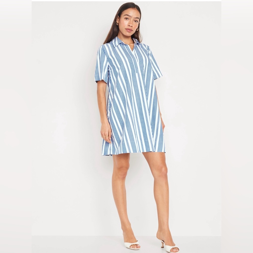 Old Navy - Blue & White Mini Swing Shirt Dress with pockets - Size Small
